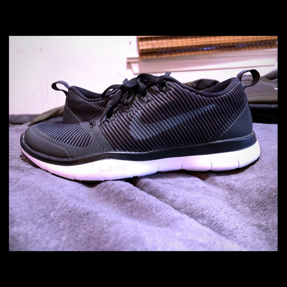 Nike men’s free training running shoes BRAND NEW